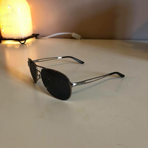 women’s oakley sunglasses - Picture 3 of 4
